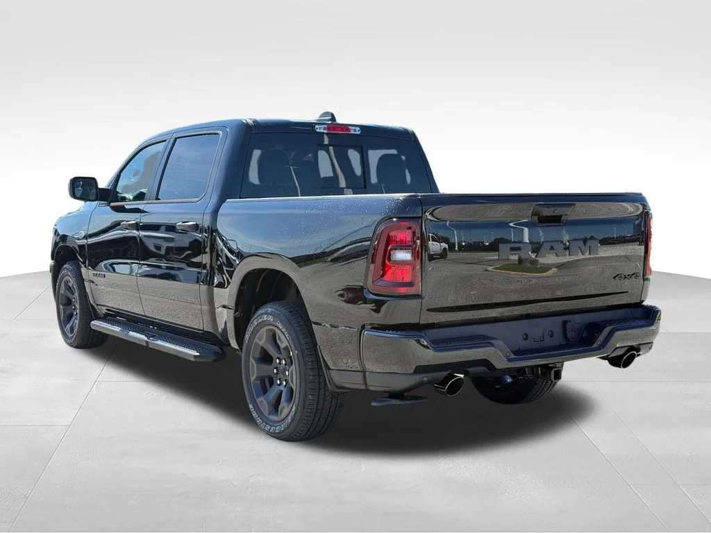 New 2026 Diamond Black Crystal Pearl-Coat Exterior Paint RAM Express image 4
