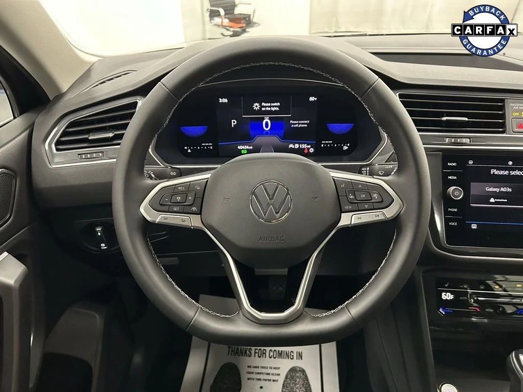2022 Volkswagen Tiguan SE - Photo 12