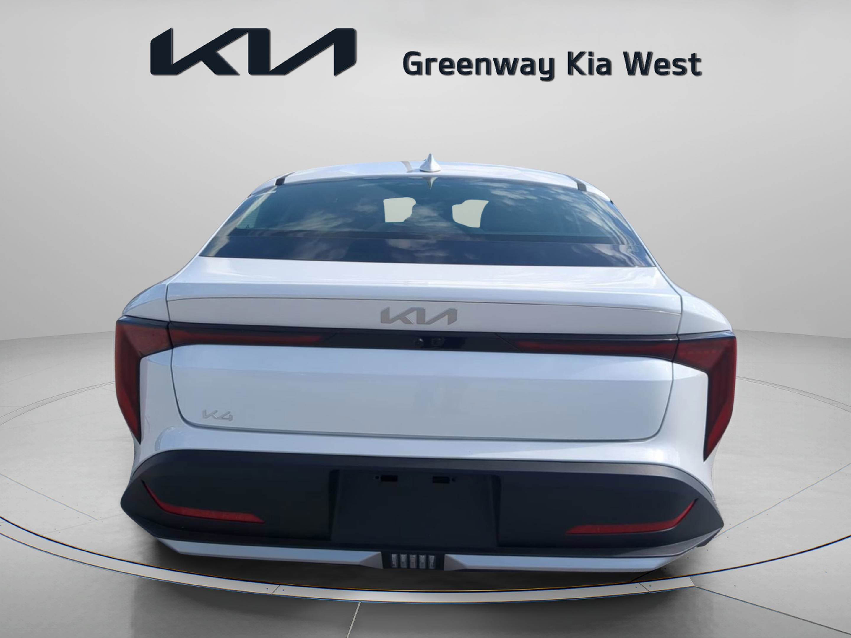 New 2026 Snow White Pearl Kia LXS image 7