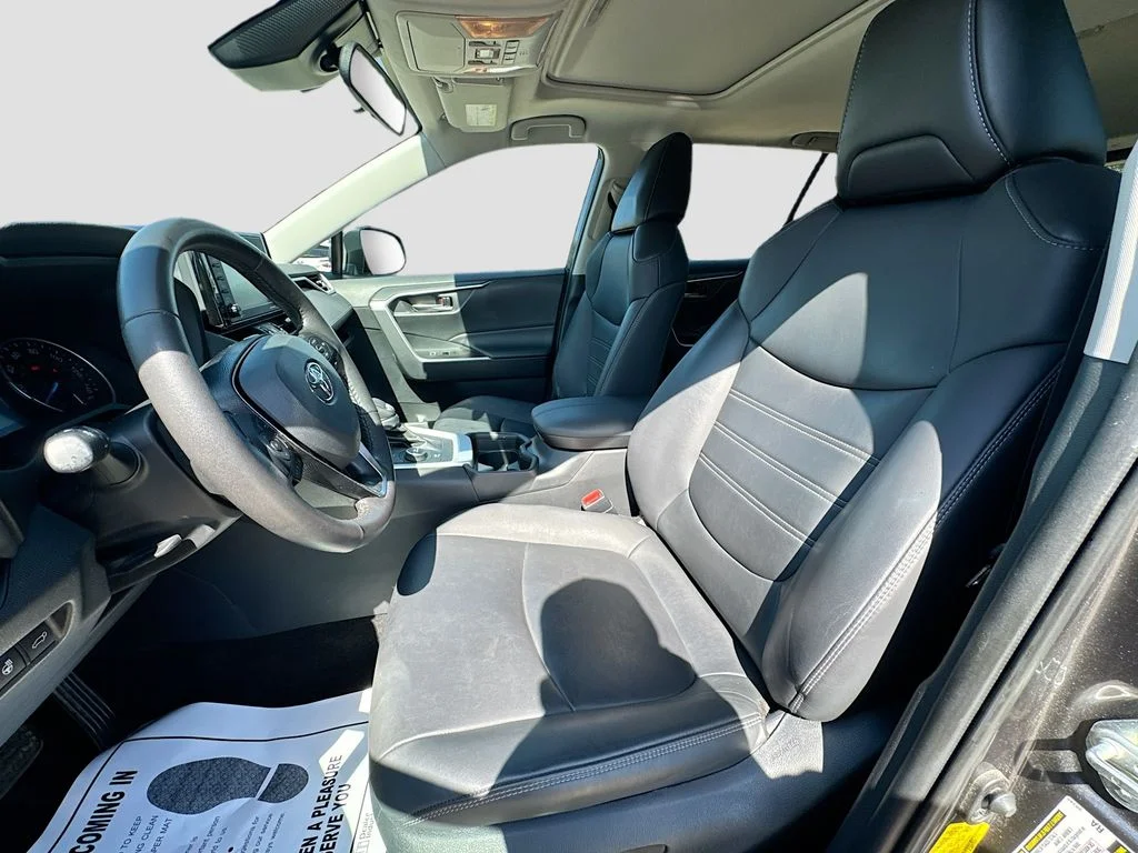 Used 2021 Gray Toyota XLE Premium image 24
