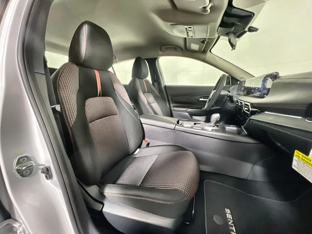 New 2026 White Nissan SR image 24