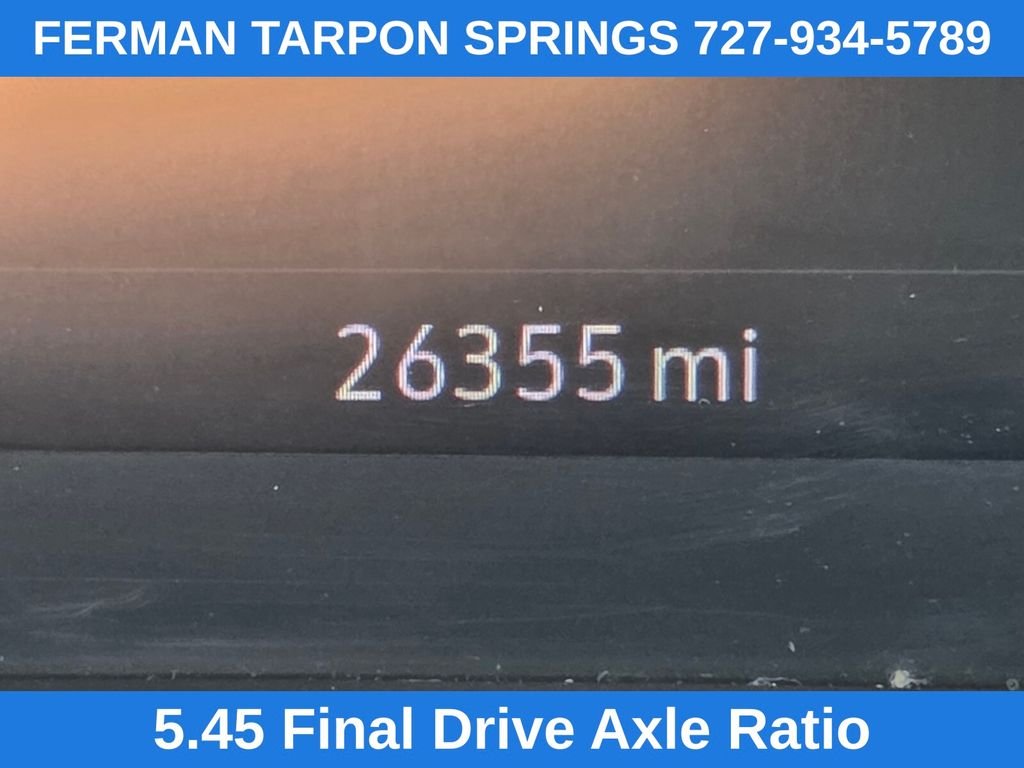 Used 2023 Red Buick Select image 34
