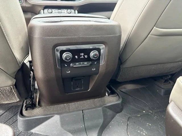 Used 2021 SUMMIT WHITE Chevrolet Z71 image 16