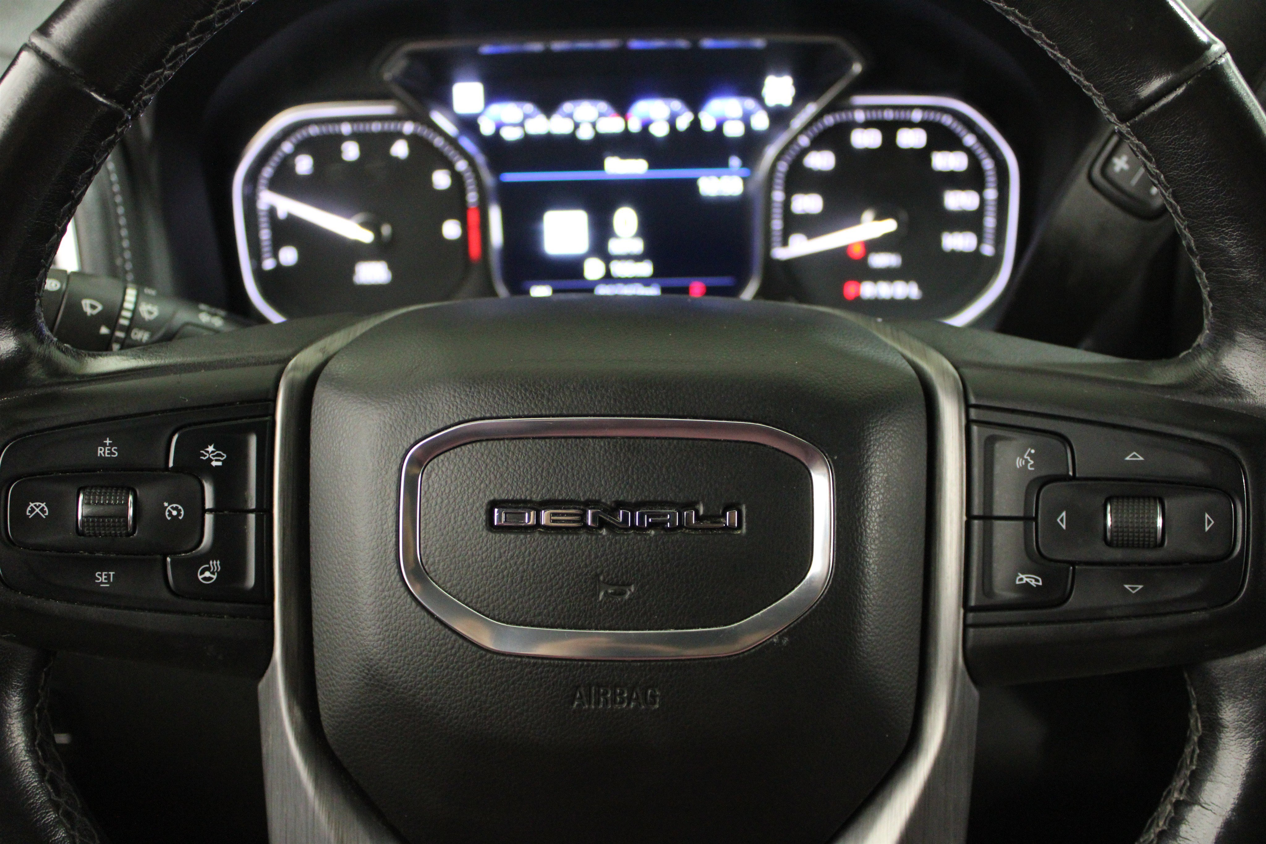 Used 2021 Pacific Blue Metallic GMC Denali image 9
