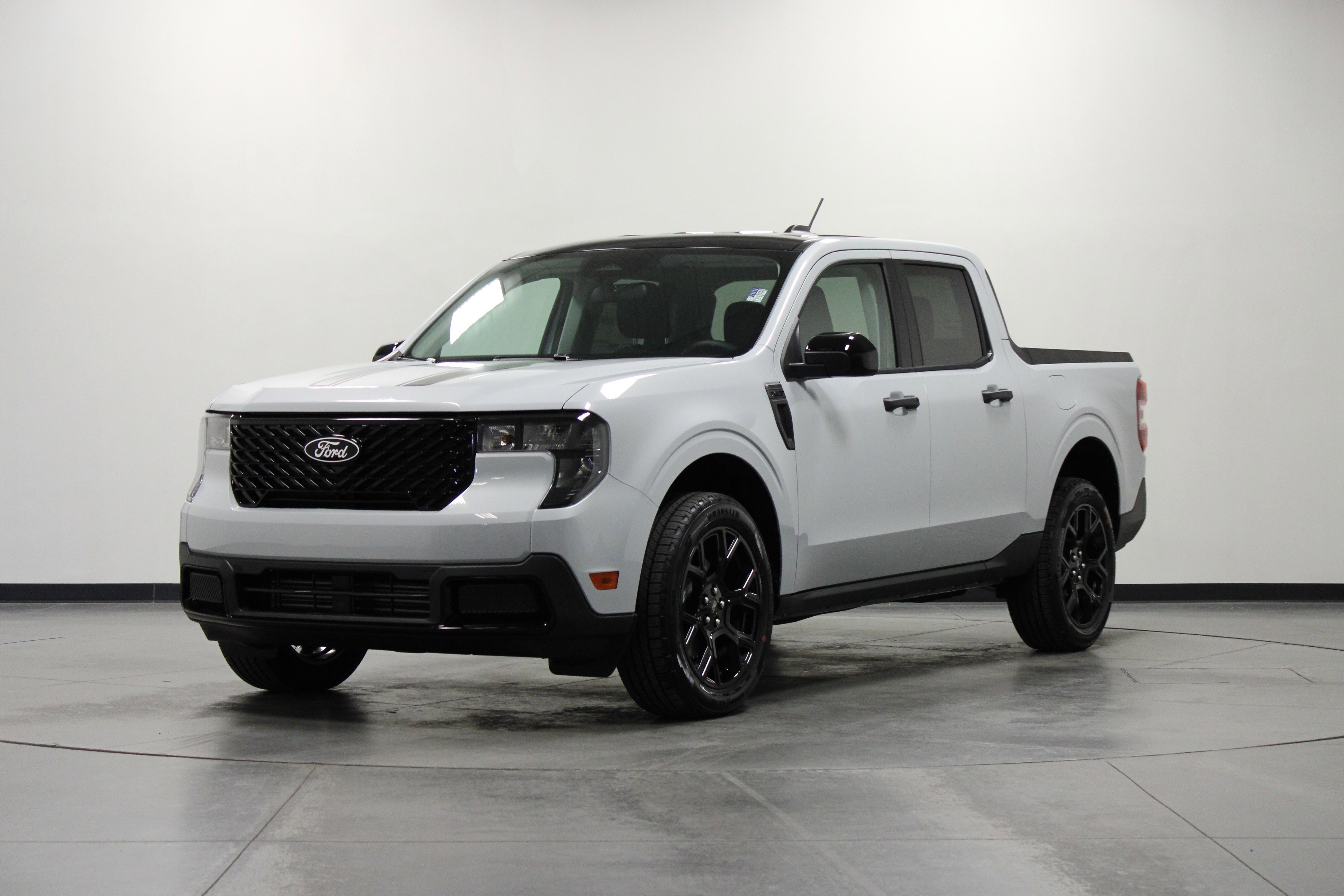 2025 Ford Maverick XLT - Photo 8