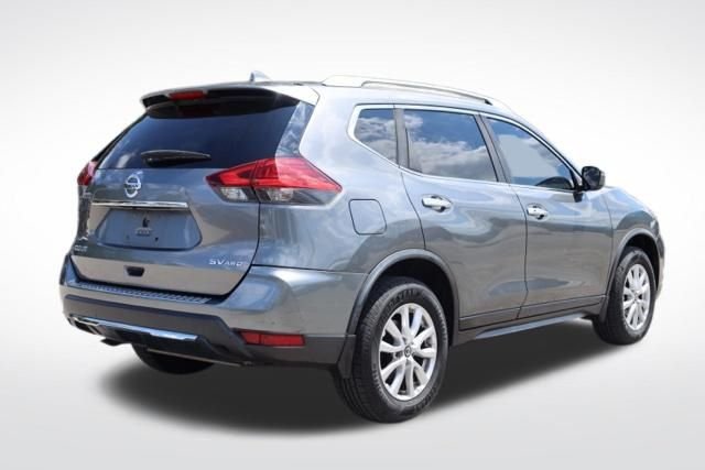 Used 2017 Gray Nissan SV image 11