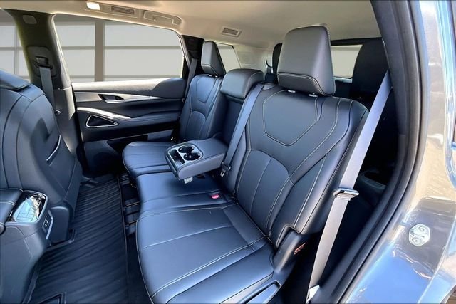 New 2027 GRAPHITE SHADOW INFINITI LUXE image 26