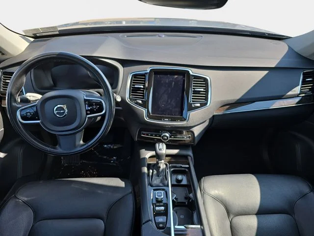 Used 2017 Silver Volvo T6 Momentum image 10