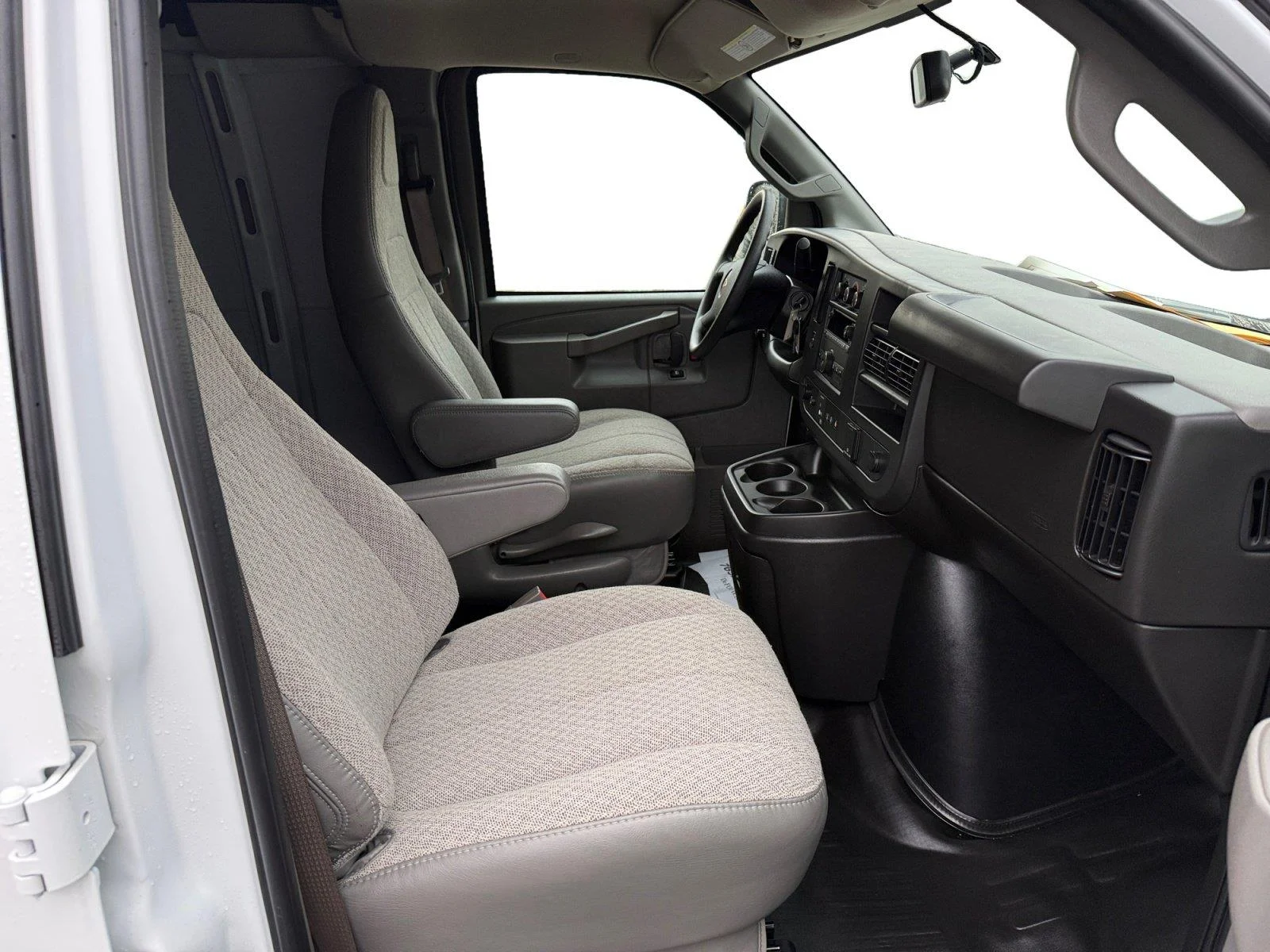 Used 2025 Summit White Chevrolet Extended Cargo Van image 23