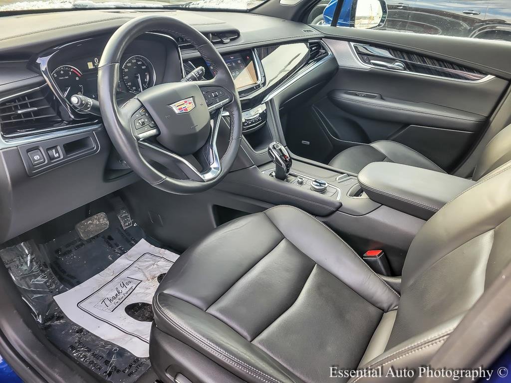 2025 CADILLAC XT6 - Image 9