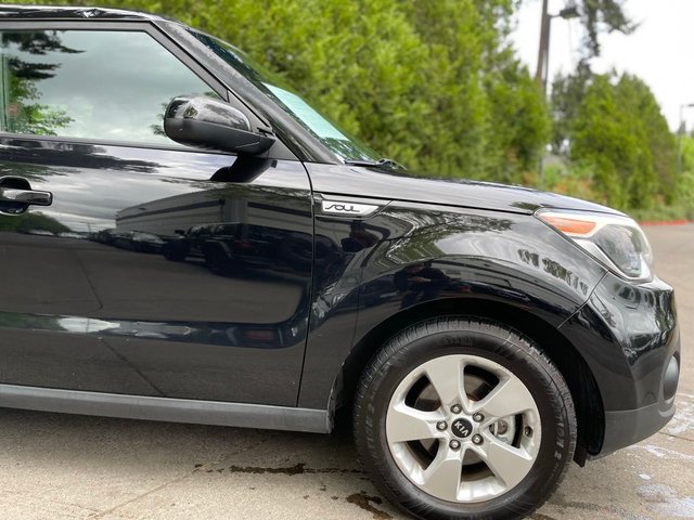 2017 Kia Soul Base