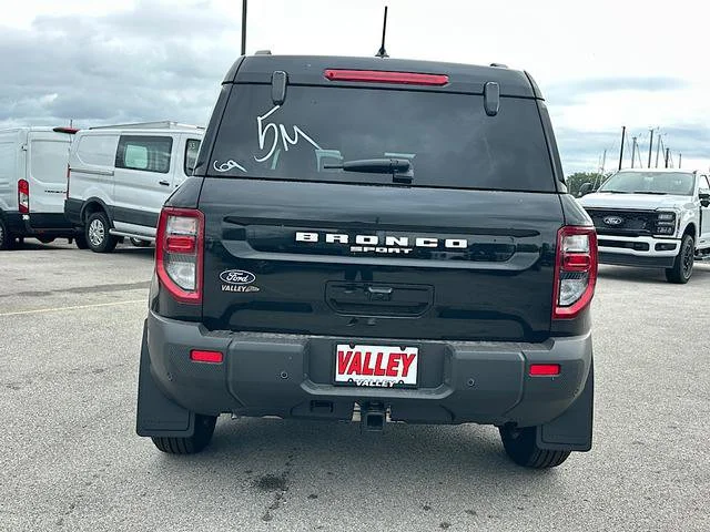 New 2026 Shadow Black Ford Outer Banks® image 7