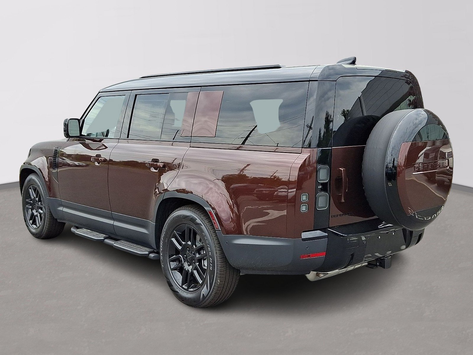 New 2026 Sedona Red LAND ROVER S image 4