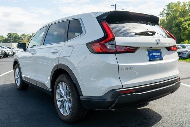 Used 2024 White Honda EX image 8