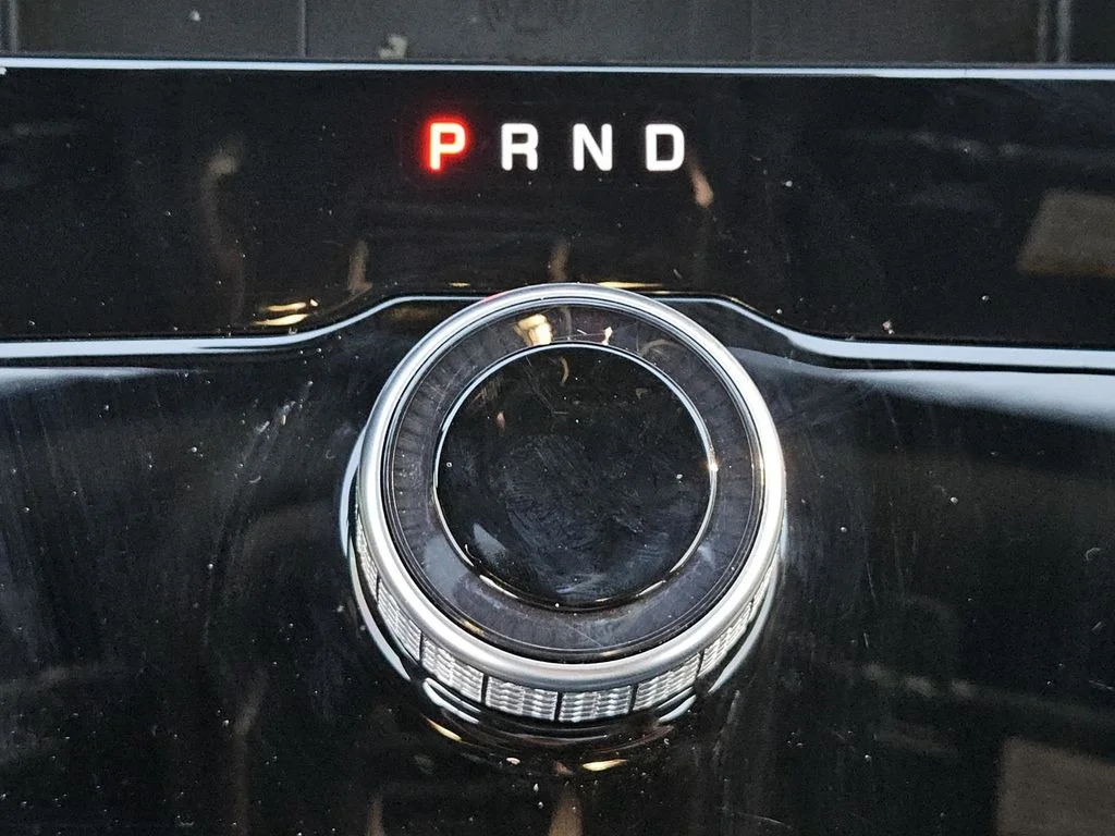 Used 2025 Black Jeep Limited image 31