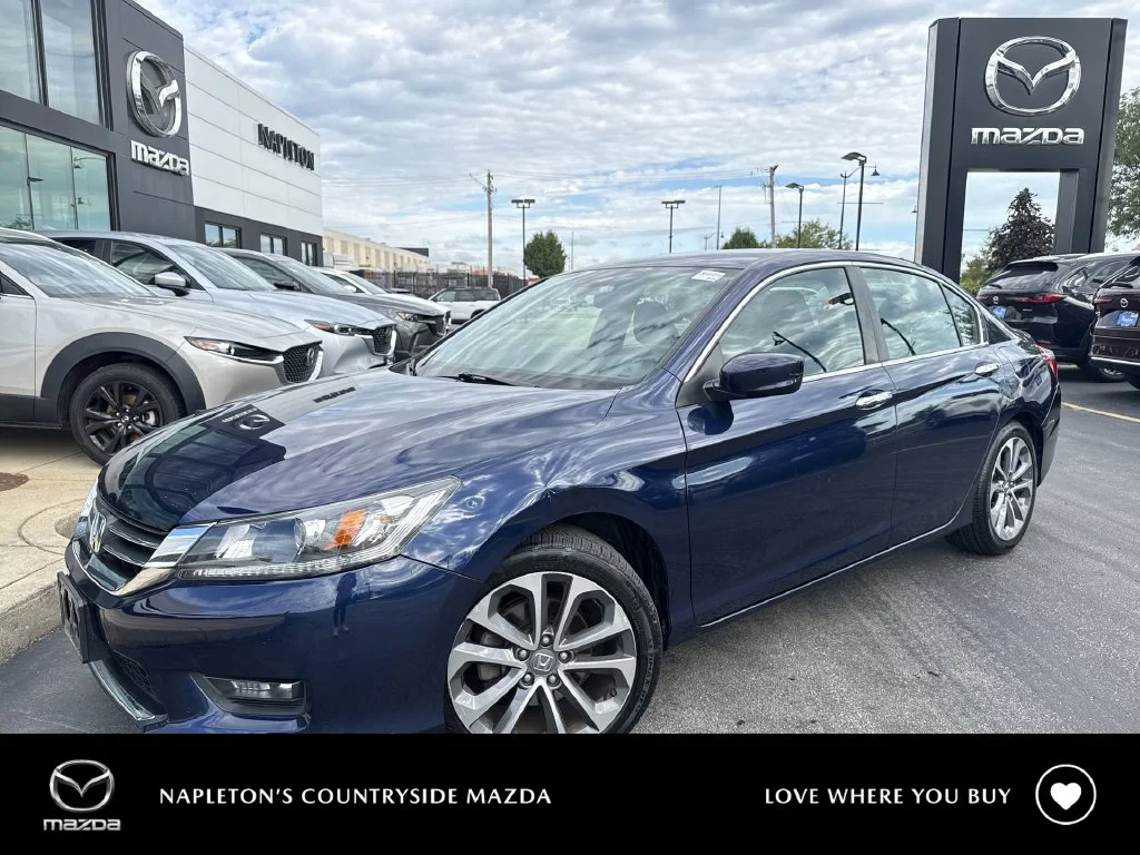 Used 2015 Blue Honda Sport image 1