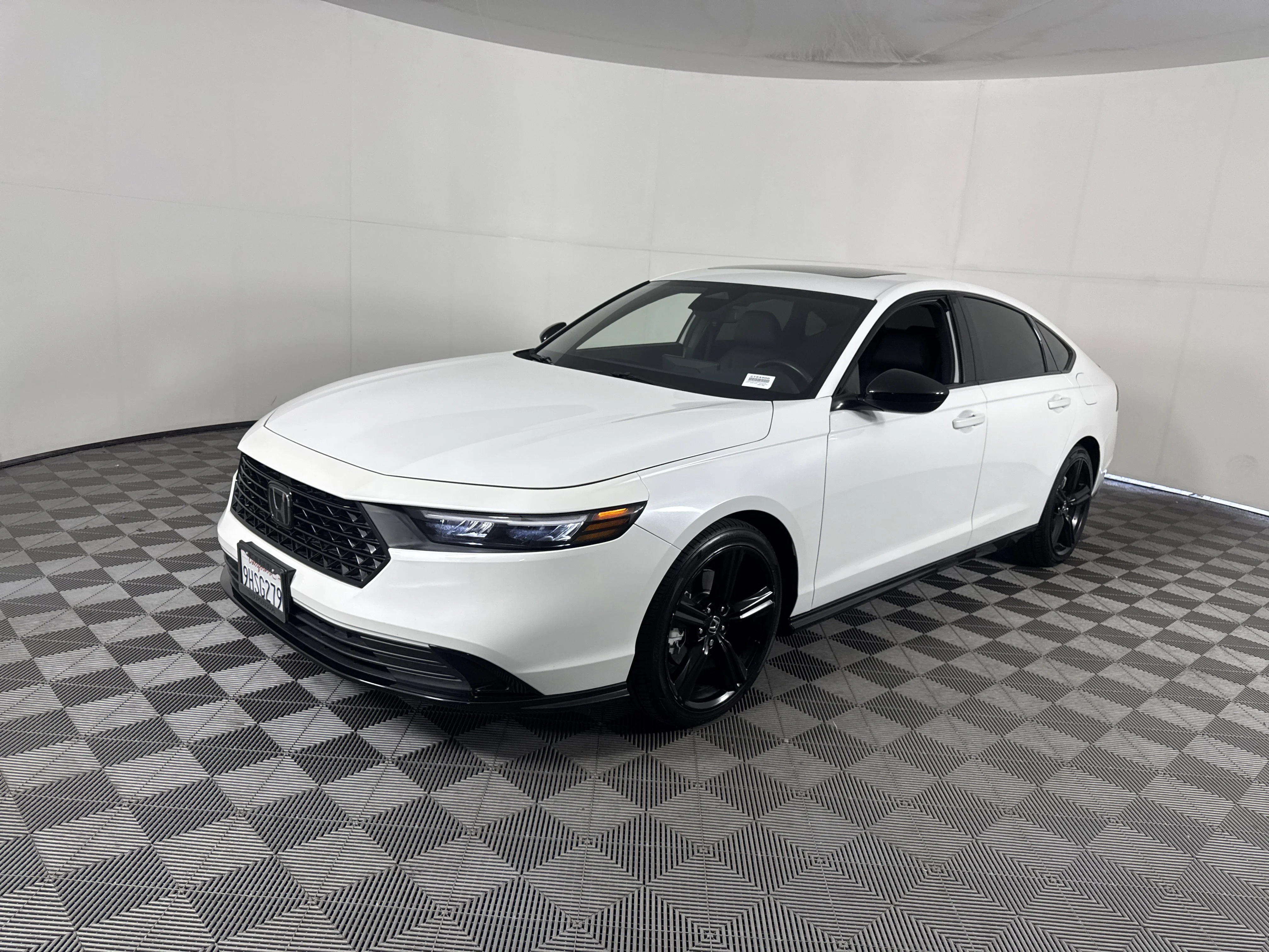 2023 Honda Accord Hybrid Sport-L - Photo 8
