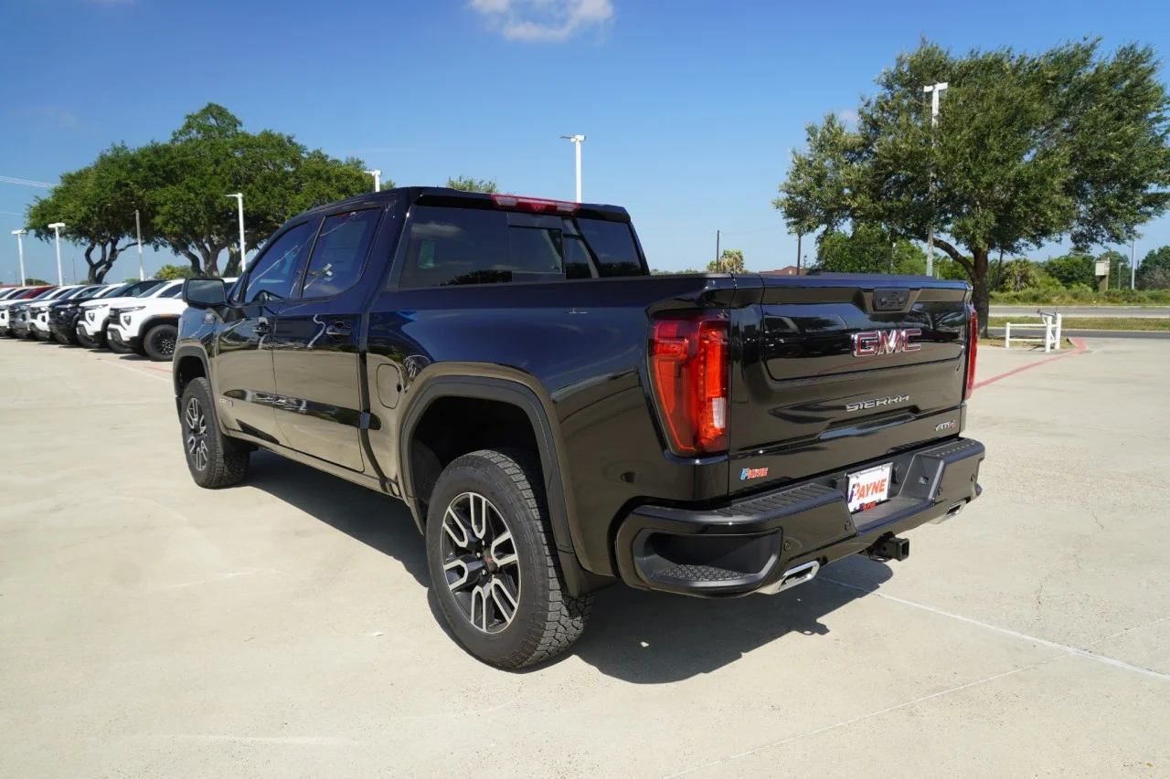 2026 GMC Sierra 1500 AT4 - Photo 15