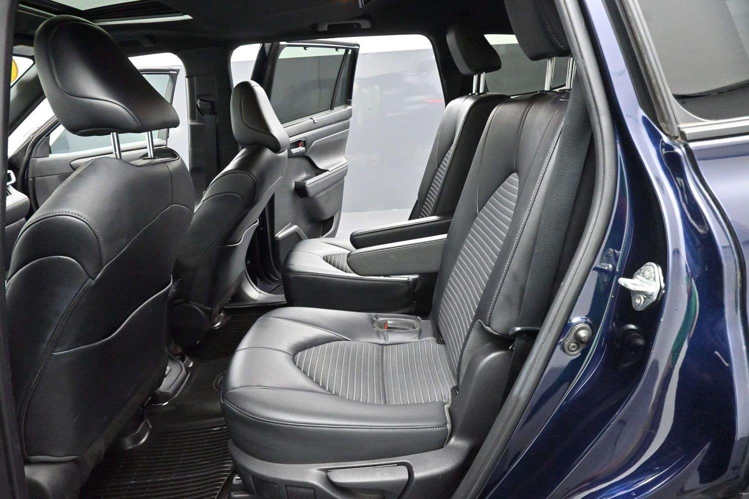 Used 2023 Blue Toyota L image 30