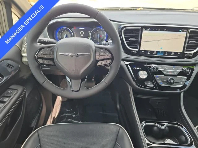 2026 Chrysler Pacifica Limited - Photo 10