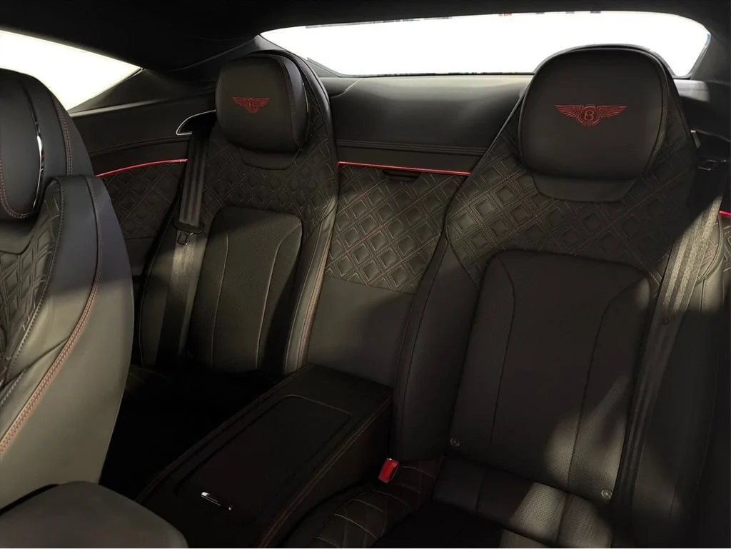 Used 2020 Black Bentley V8 image 17