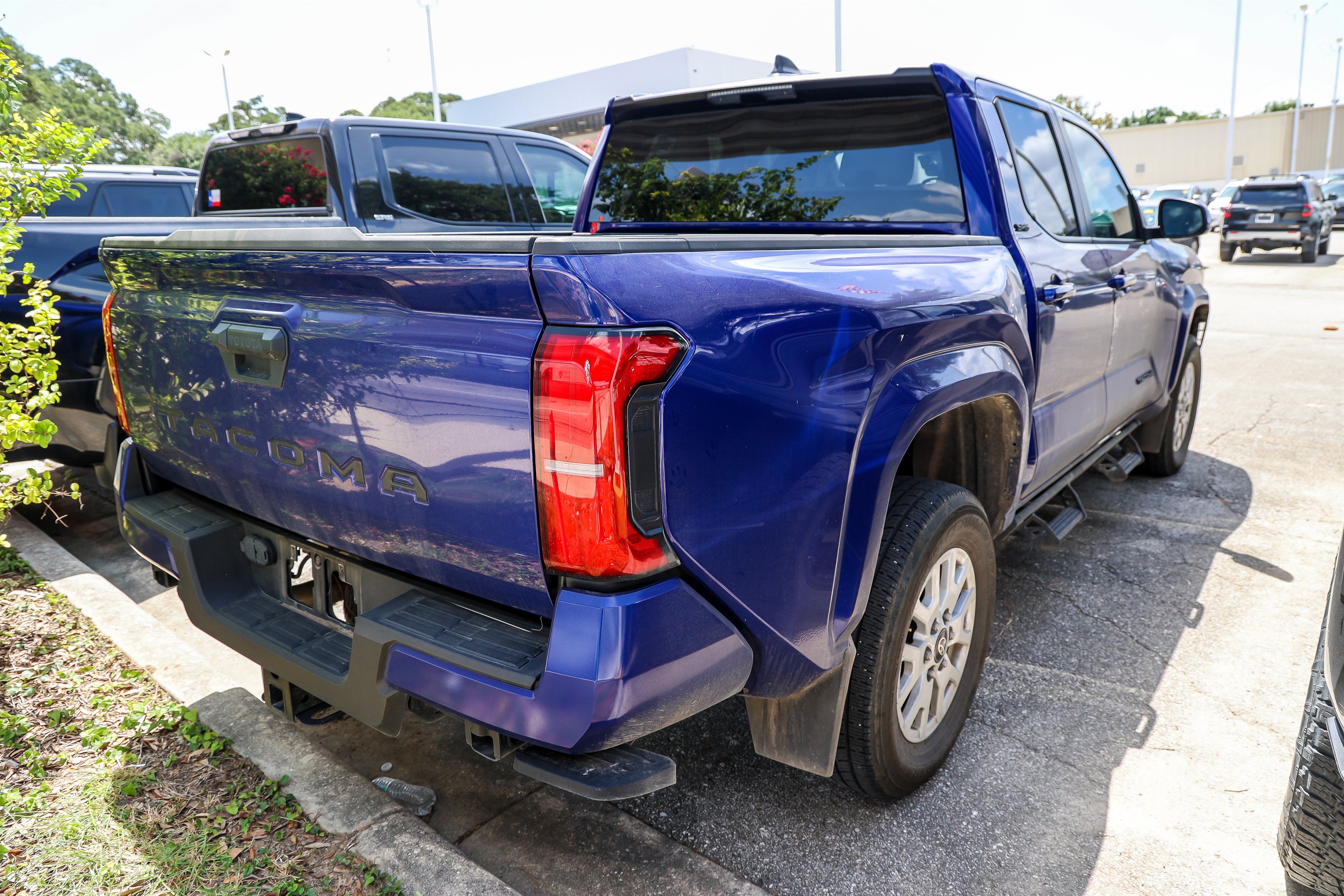 Used 2024 Blue Toyota SR5 image 7