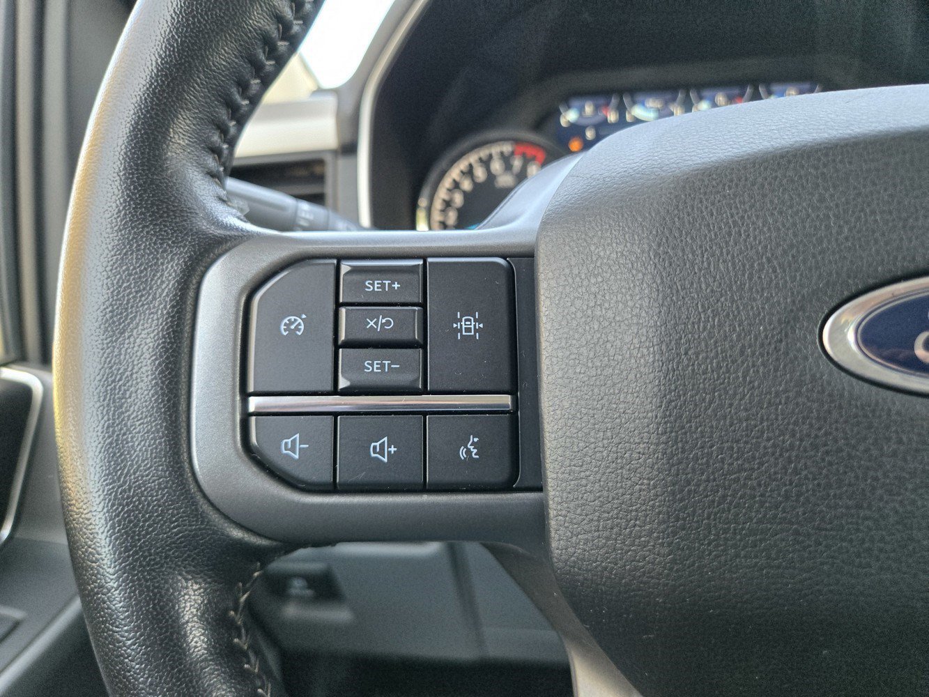 2022 Ford F-150 XL - Photo 18