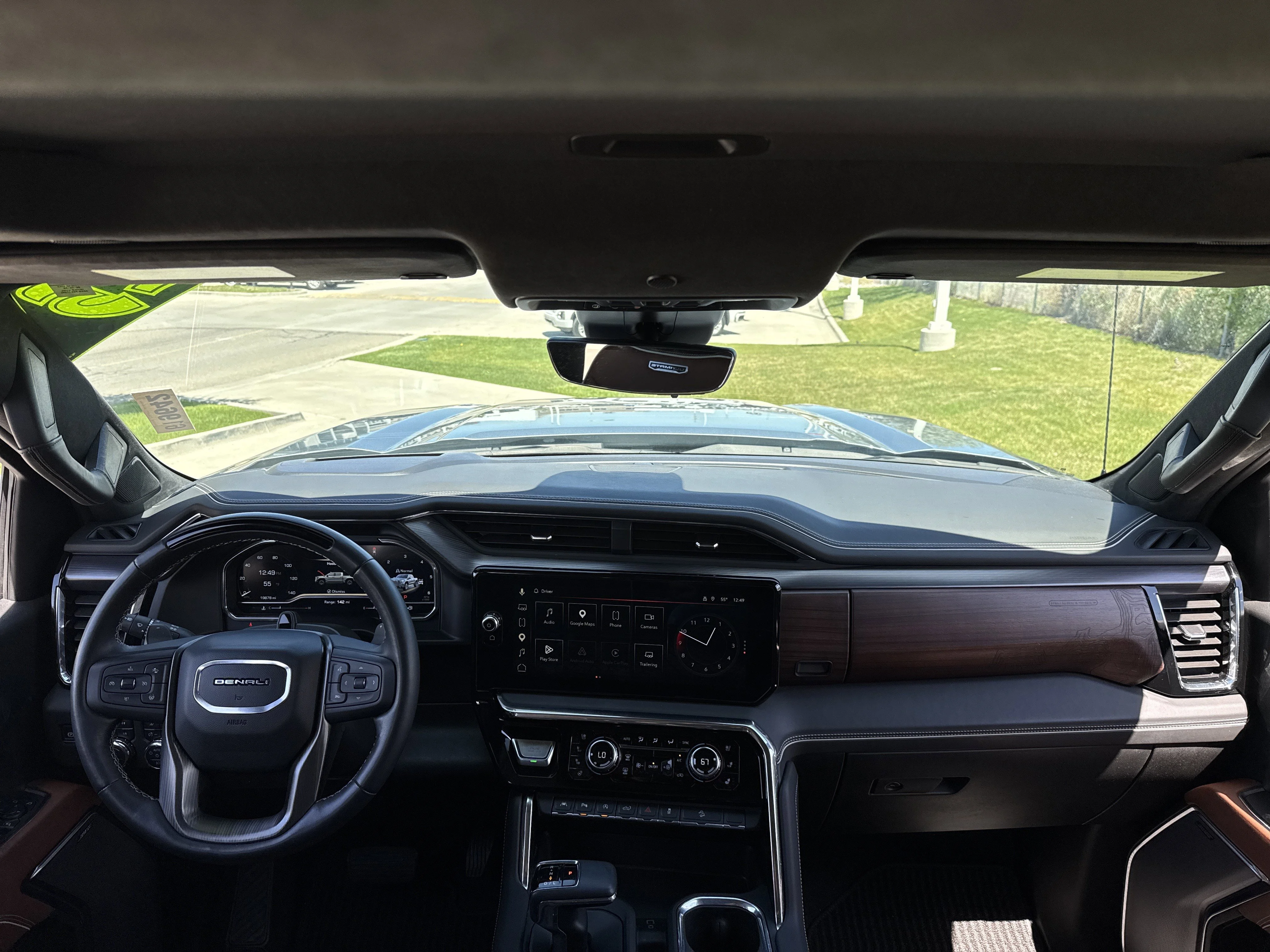 Used 2025 Sterling Metallic GMC Denali Ultimate image 24