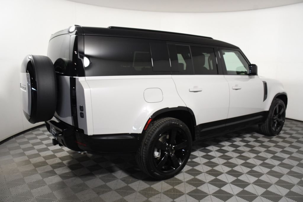 New 2026 Borasco Grey Land Rover X-Dynamic SE image 7