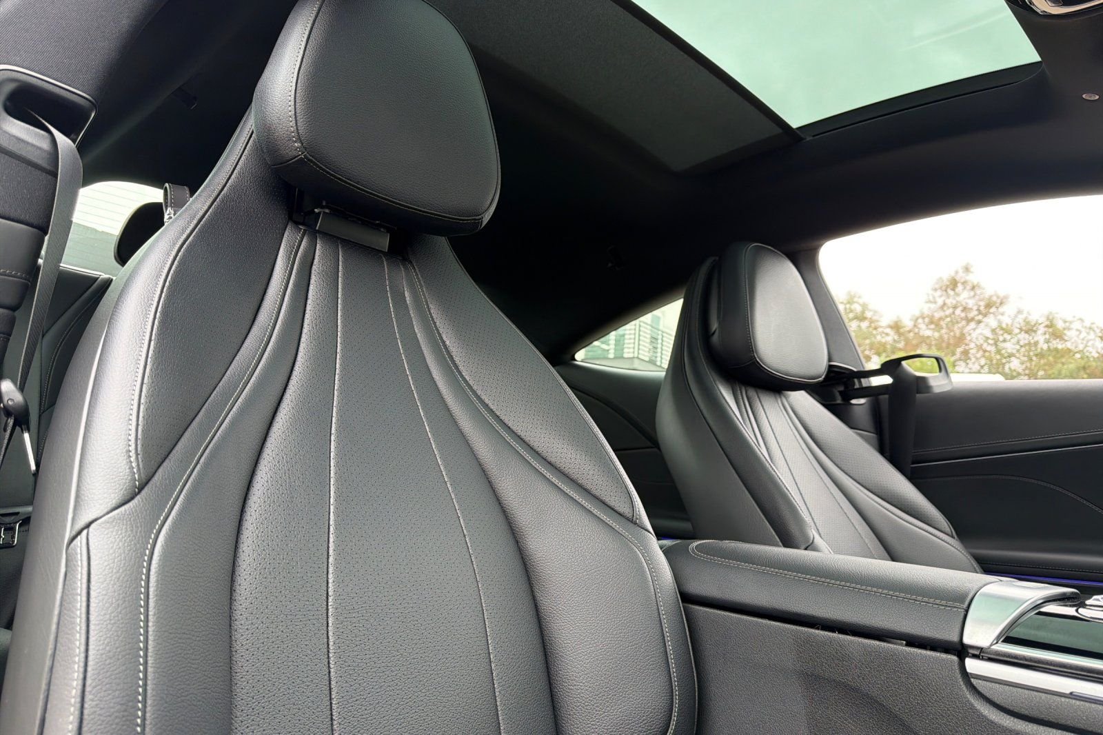 New 2026 Polar White Mercedes-Benz CLE 450 image 3