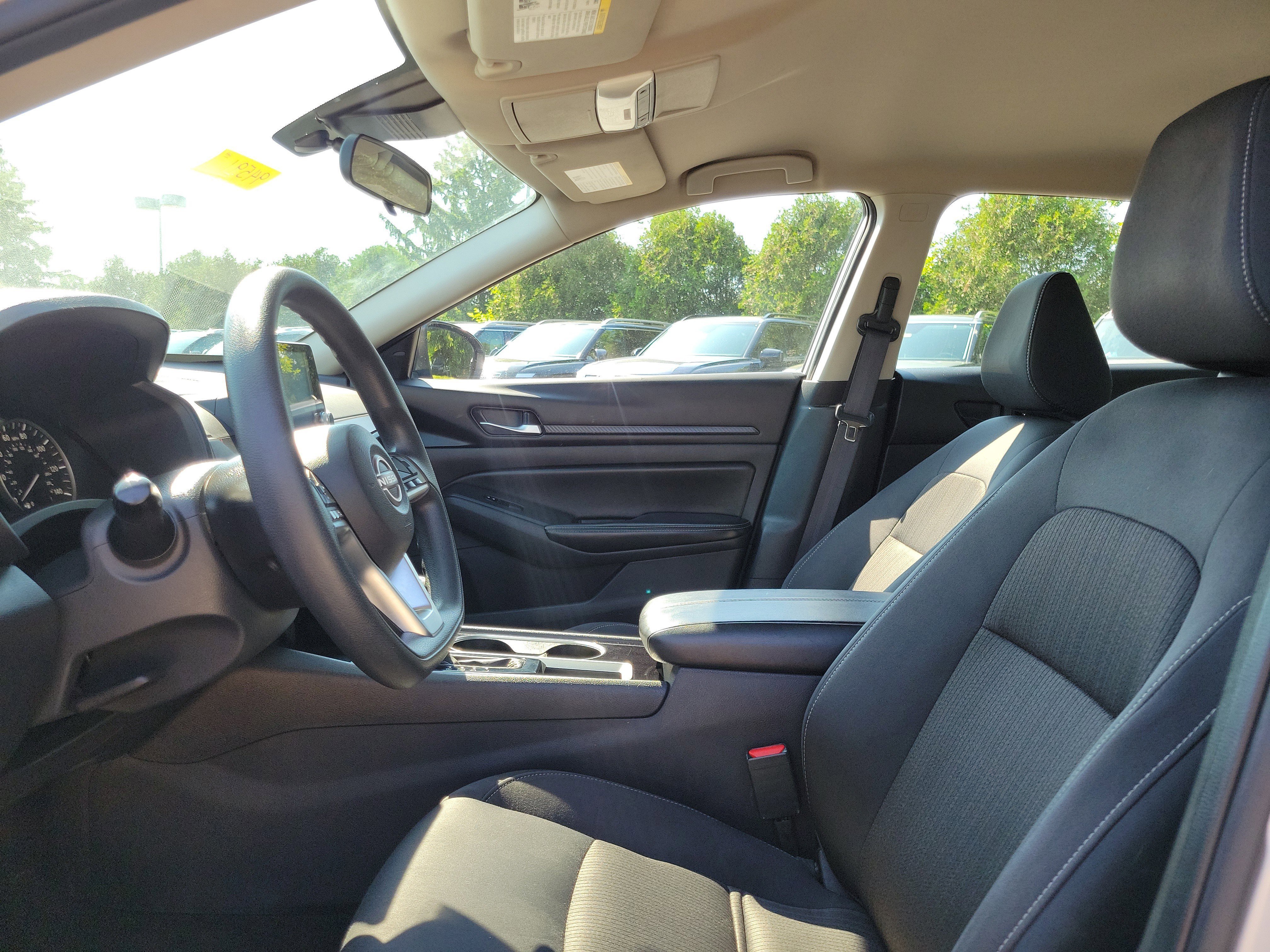 Used 2024 Brilliant Silver Metallic Nissan 2.5 SV image 15