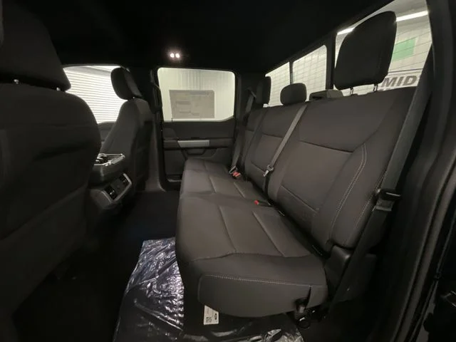 New 2026 Agate Black Metallic Ford XLT image 22