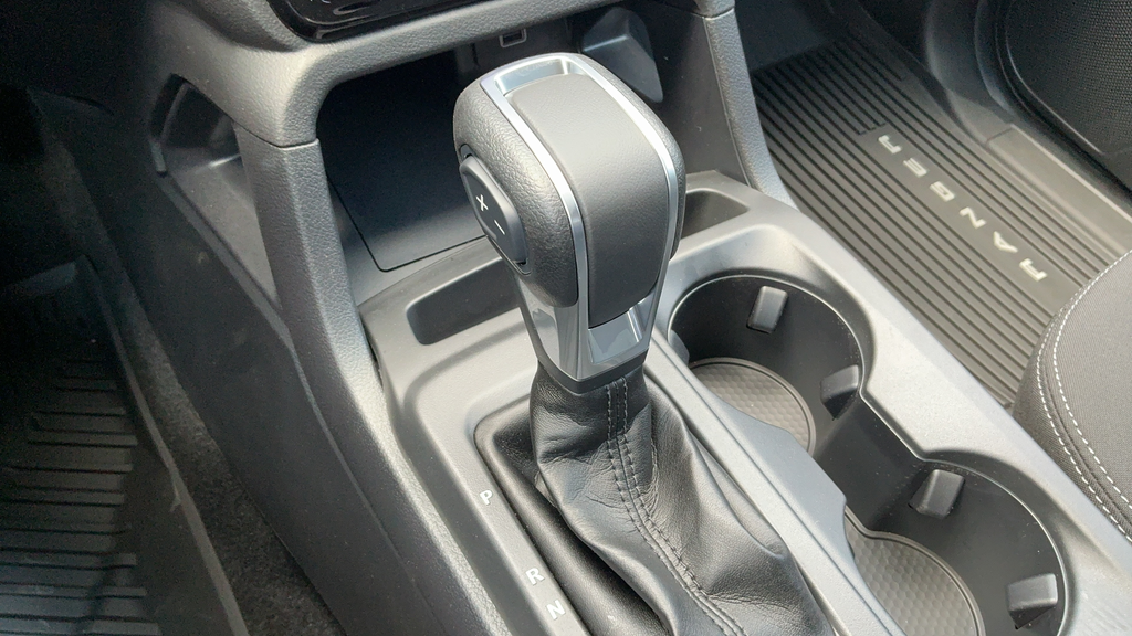 New 2026 Oxford White Ford XLT image 15