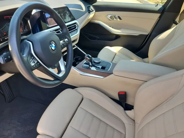 Used 2019 Alpine White BMW 330i xDrive image 9