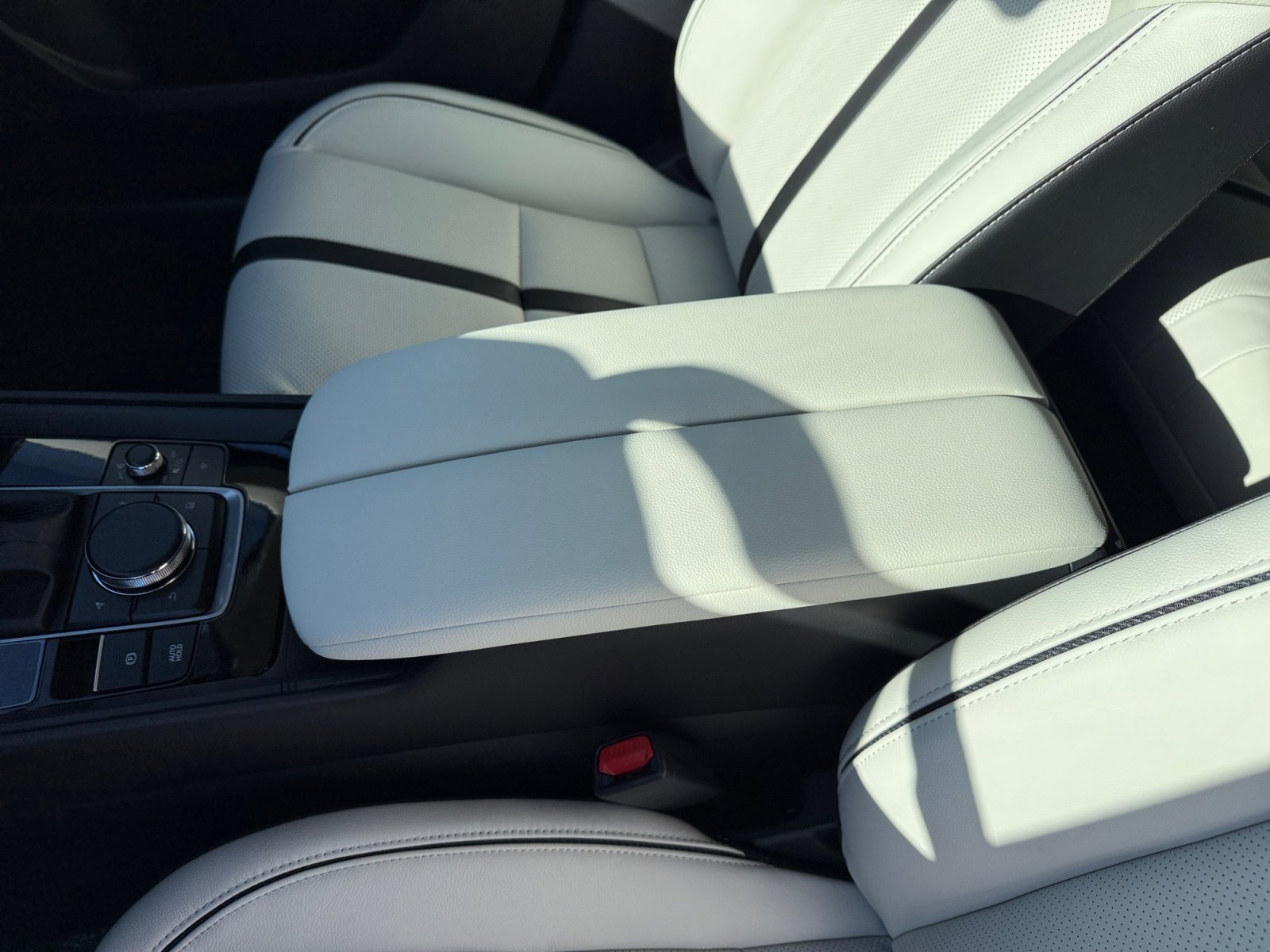 2026 Mazda CX-50 Premium - Photo 14