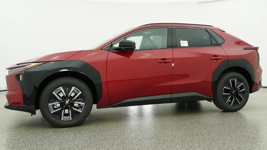 New 2026 Supersonic Red Toyota XLE image 24