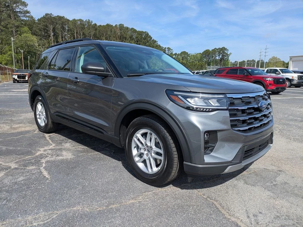 New 2026 Carbonized Gray Metallic Ford Active image 2