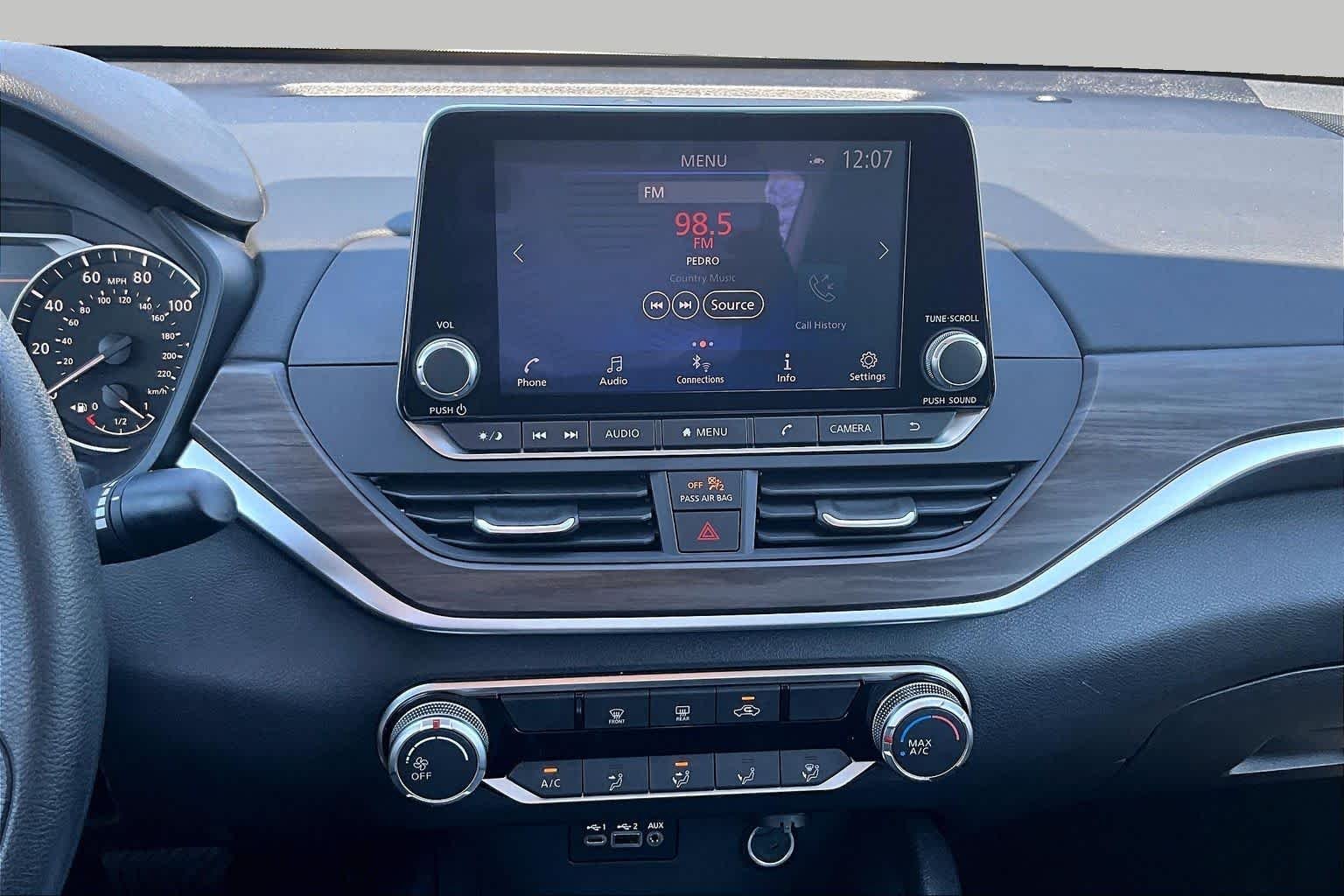 2025 Nissan Altima SV - Photo 7