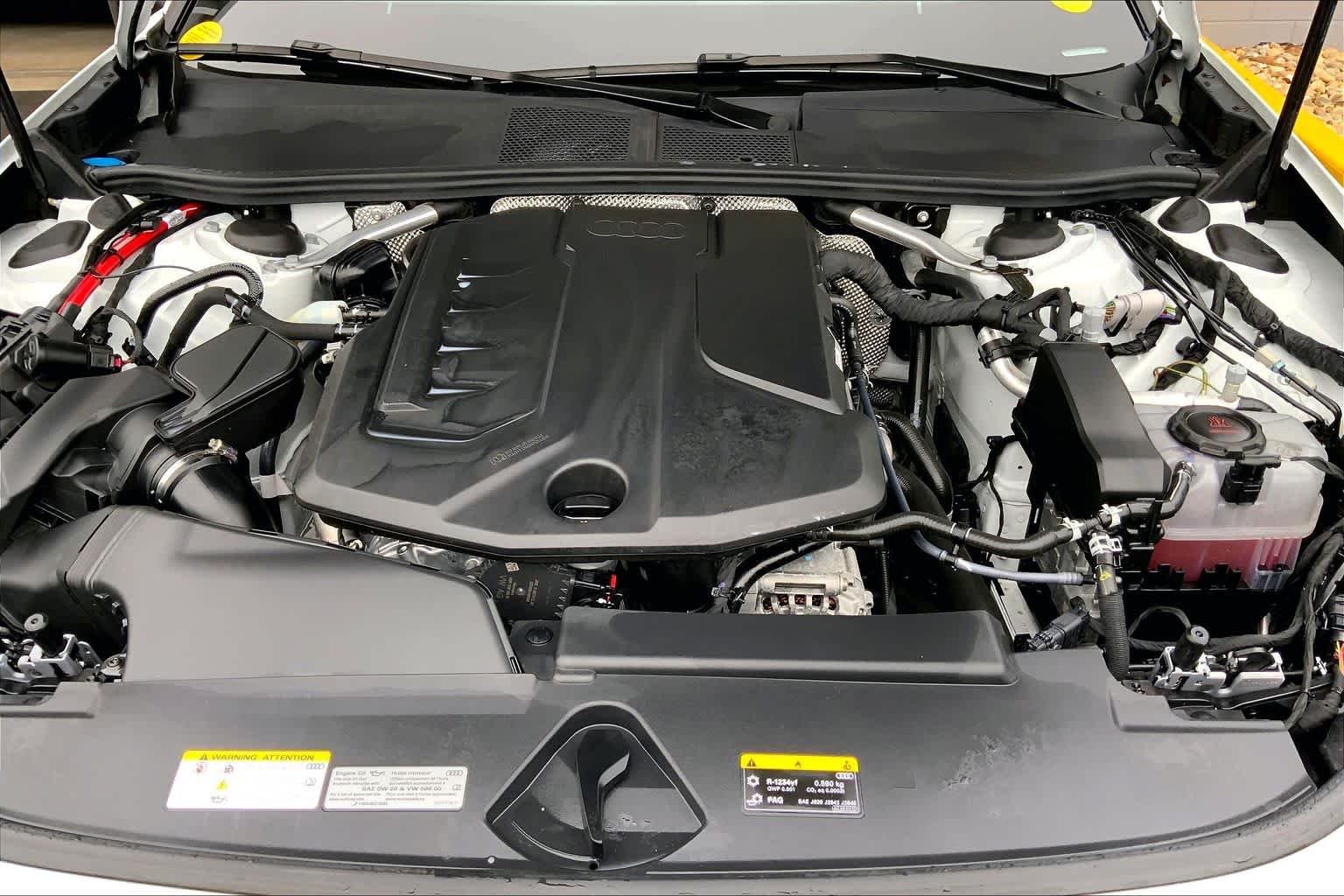 Used 2025 Glacier White Metallic Audi Premium Plus image 32