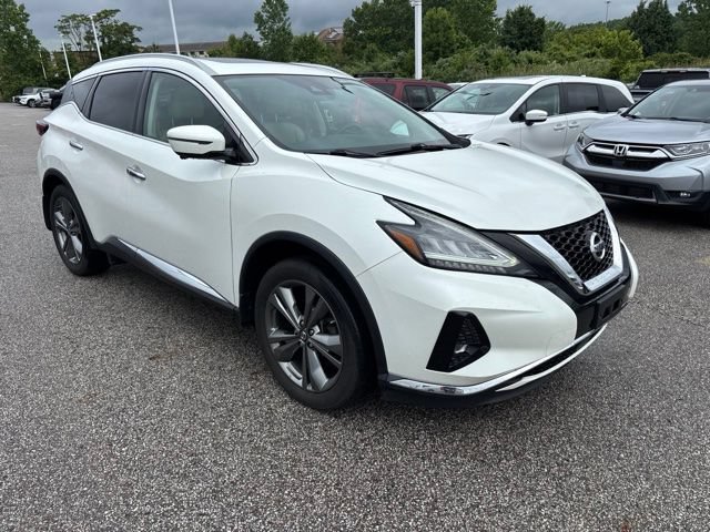 Used 2019 White Nissan Platinum image 2