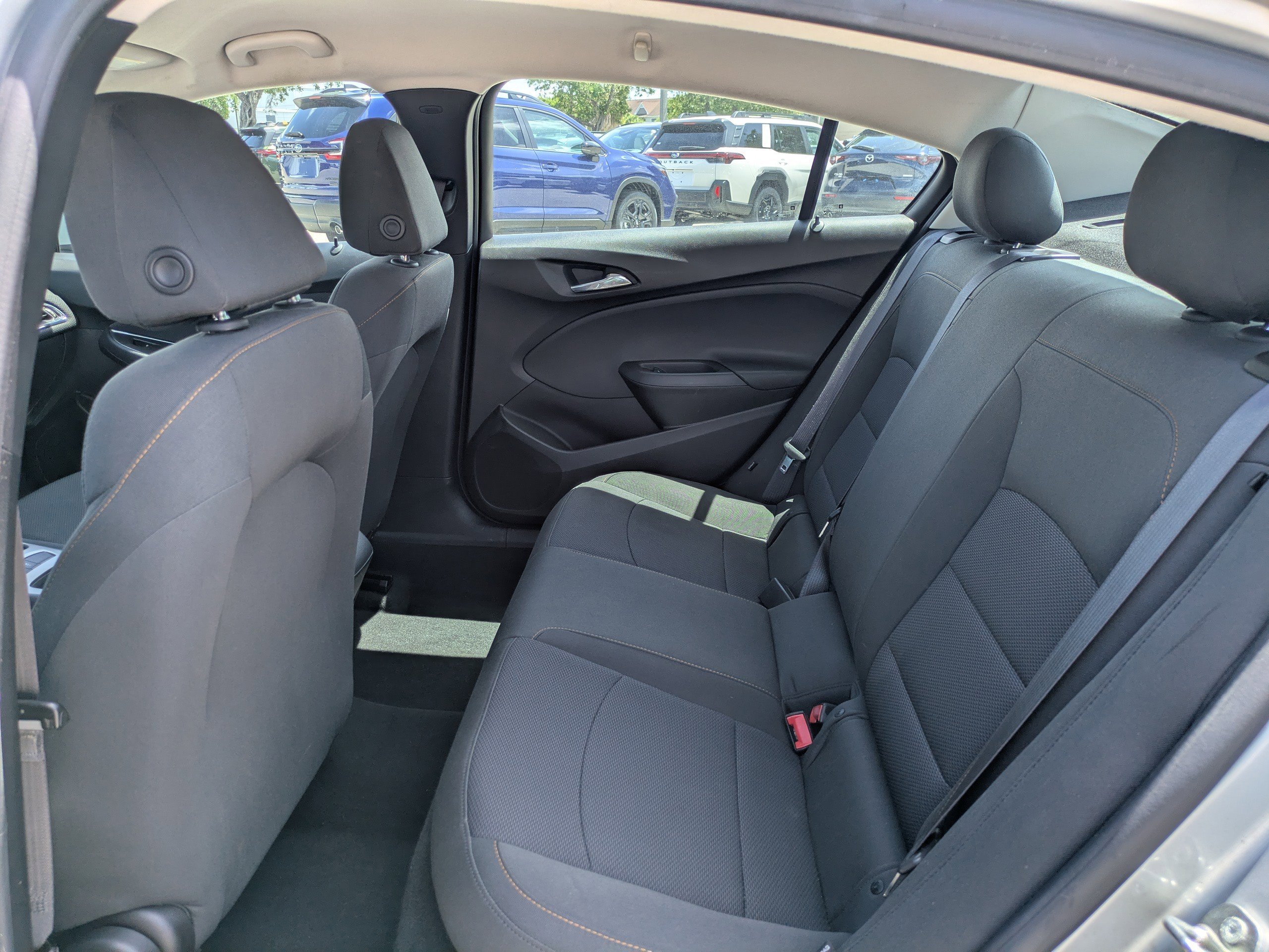 2016 Chevrolet Cruze LS - Photo 13