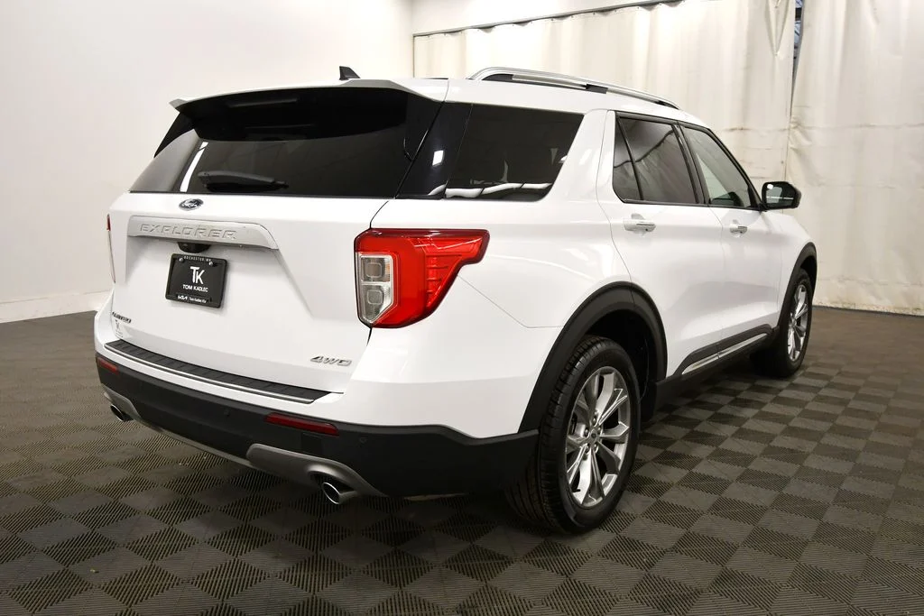 2023 Ford Explorer Limited - Photo 8