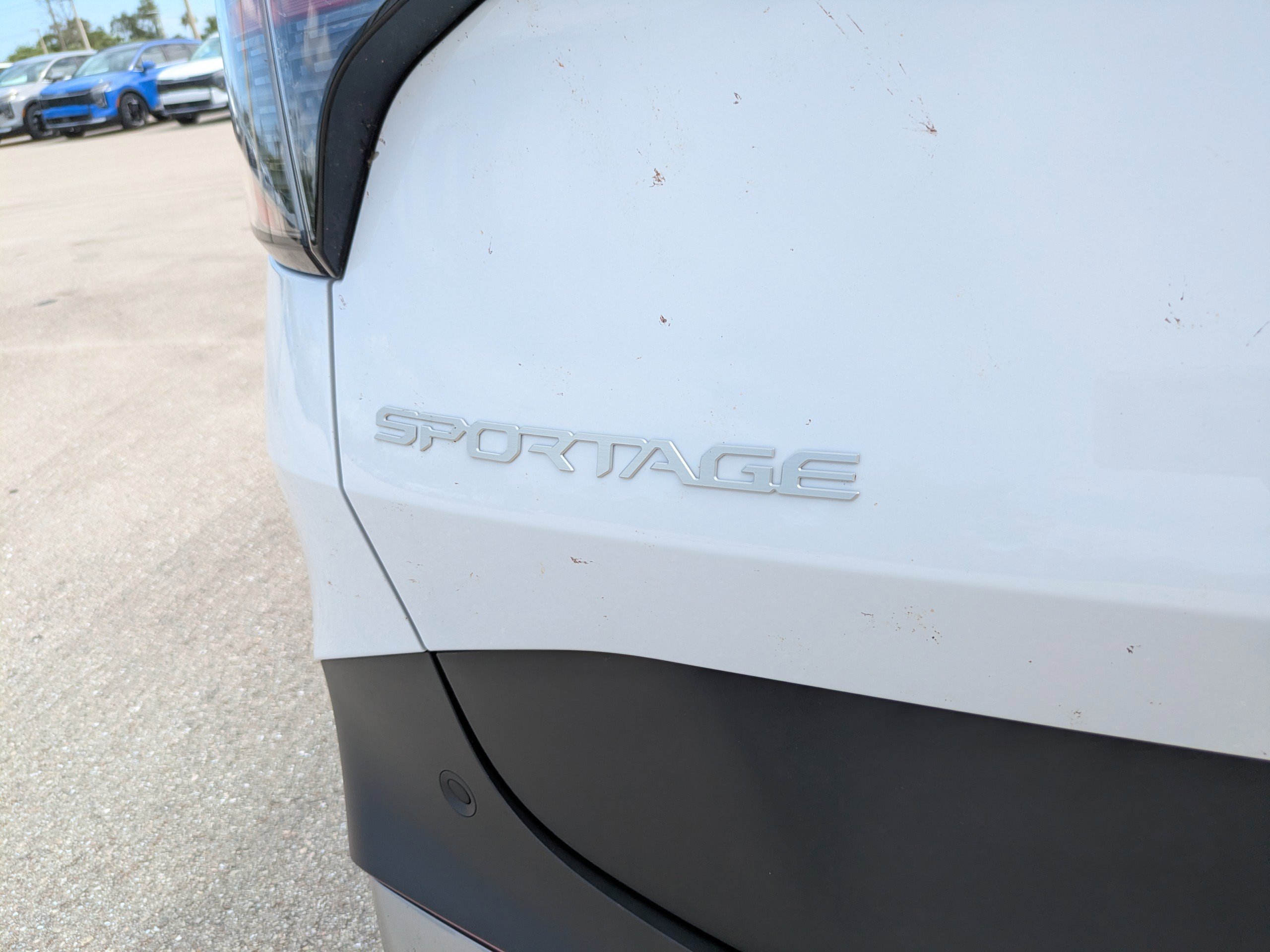 New 2026 Glacial White Pearl Kia EX image 13