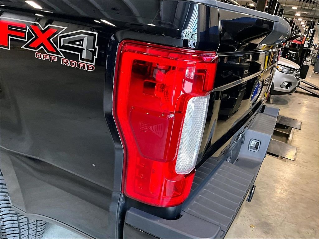 Used 2019 Black Ford Lariat image 35