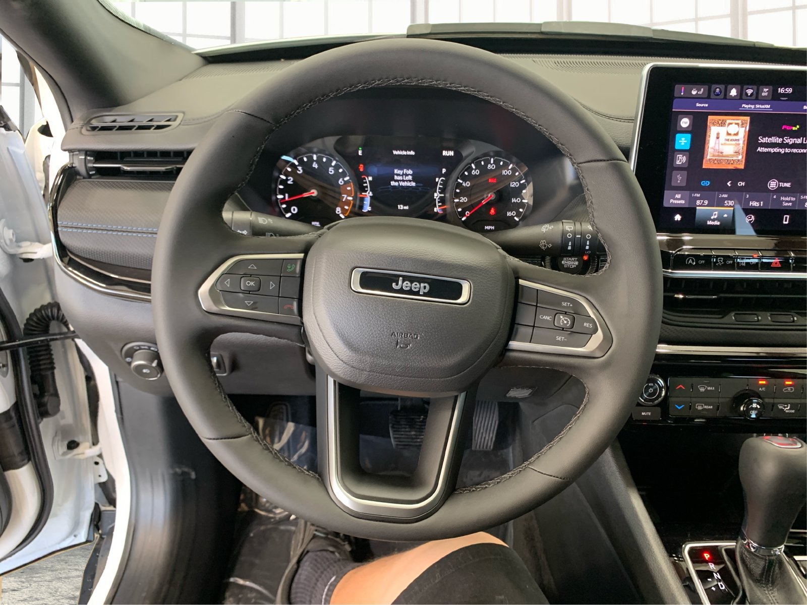 2026 Jeep Compass Latitude Altitude - Photo 16