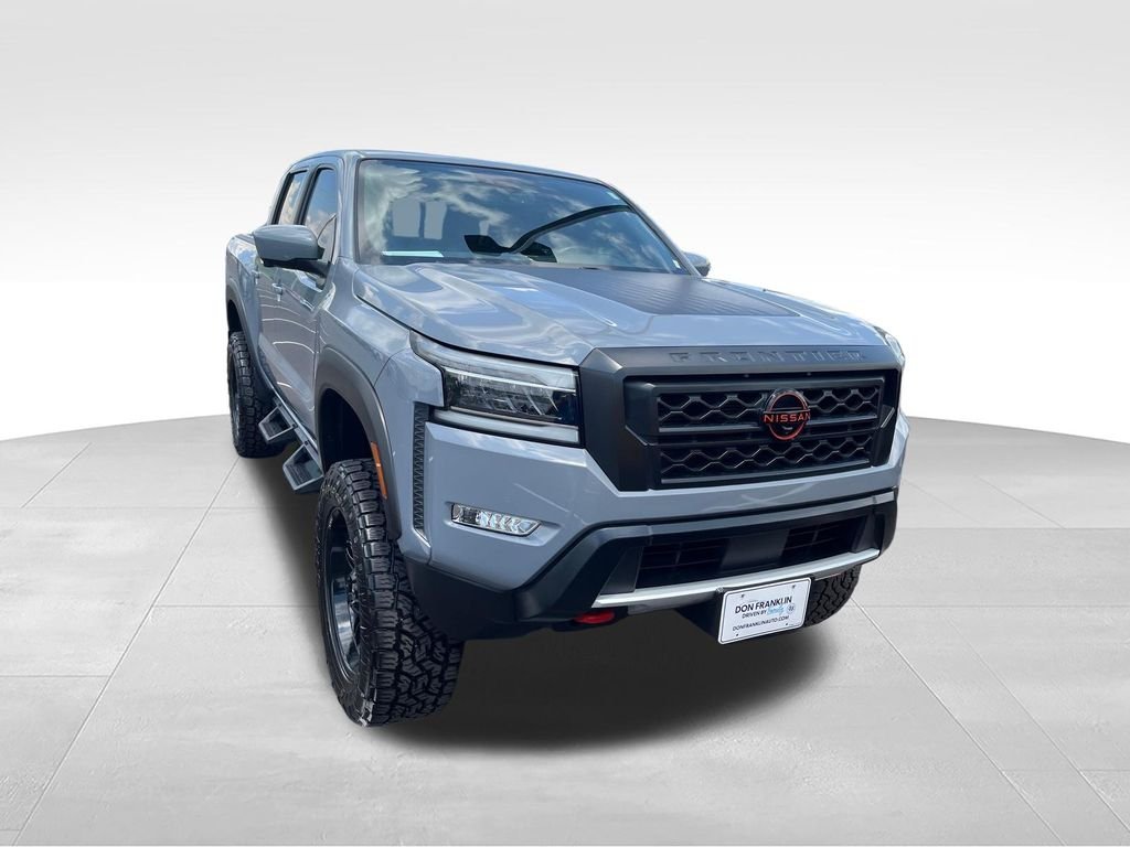 Used 2022 Gray Nissan PRO-X image 8