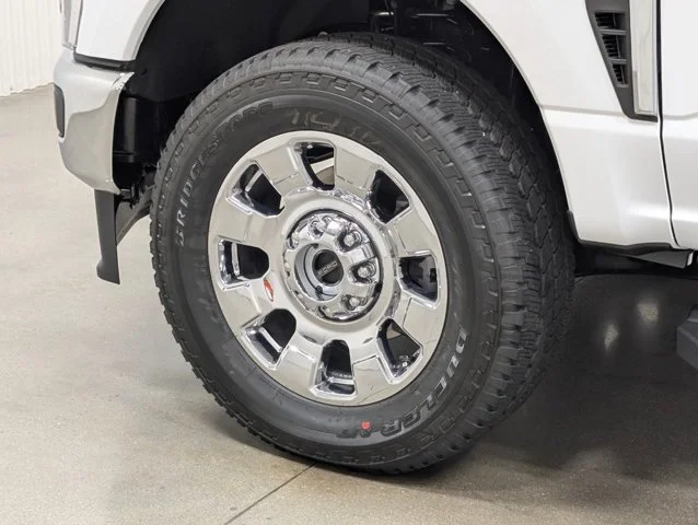 New 2026 Oxford White Ford F-250® Lariat® image 42