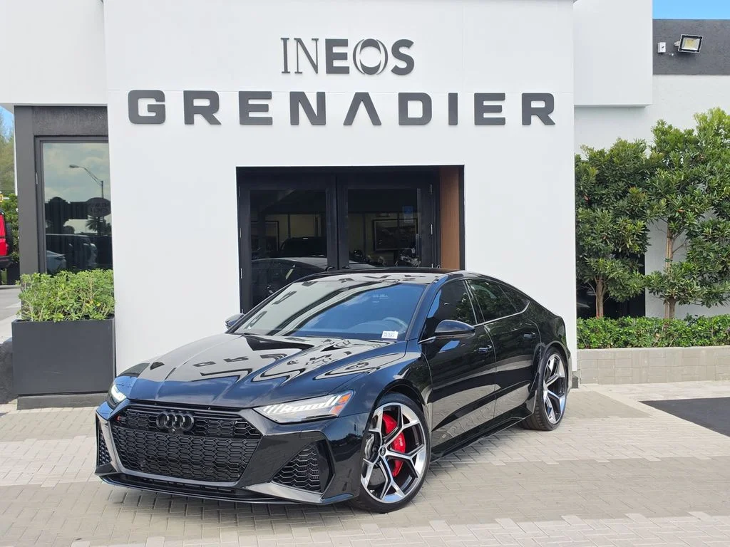 2025 Audi RS7 Performance's photo