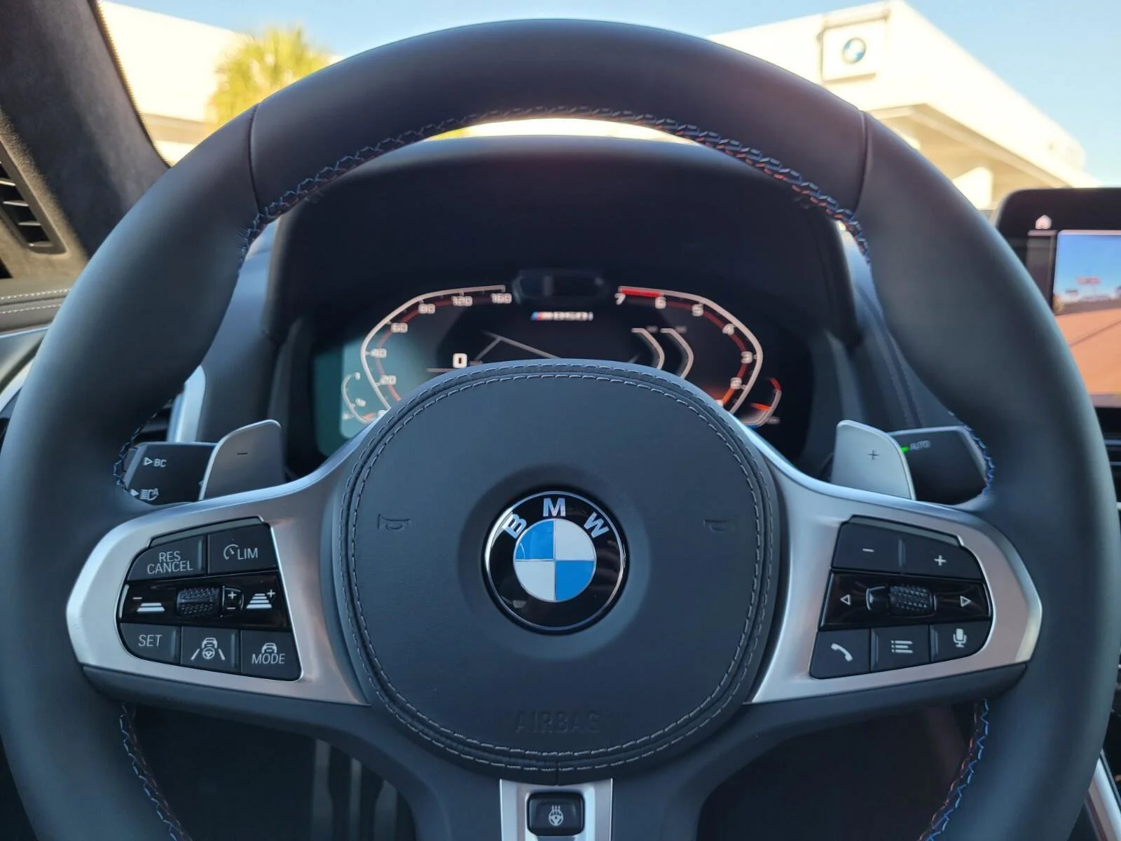 2026 BMW 8 Series M850i - Photo 12