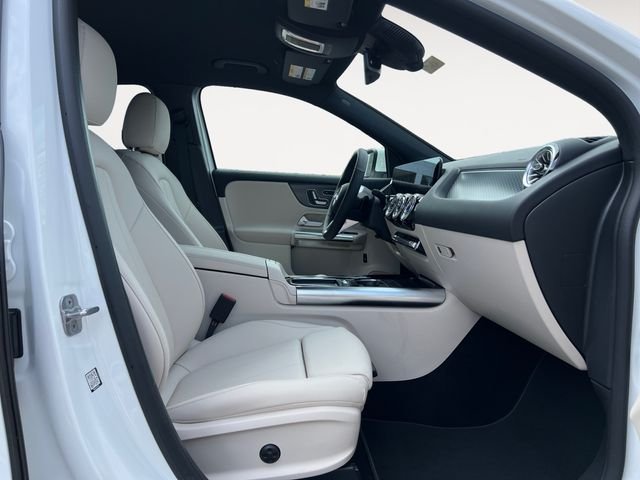 2025 Mercedes-Benz GLA GLA250 - Photo 15